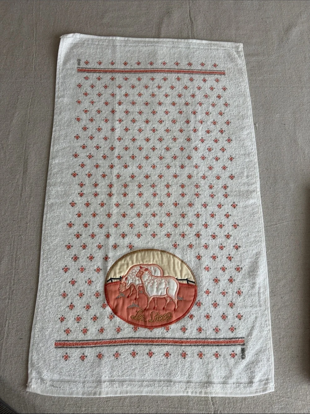 VTG NOS Cannon “Les Sheep” Set of 2 Kitchen/Bath Hand Towels